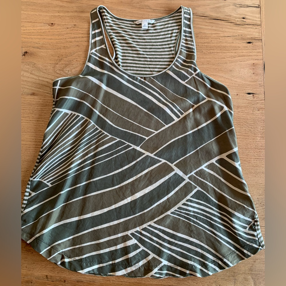 Banana Republic Silk Front Cotton Back Stipe Print Razor Tank Women’s M Preloved